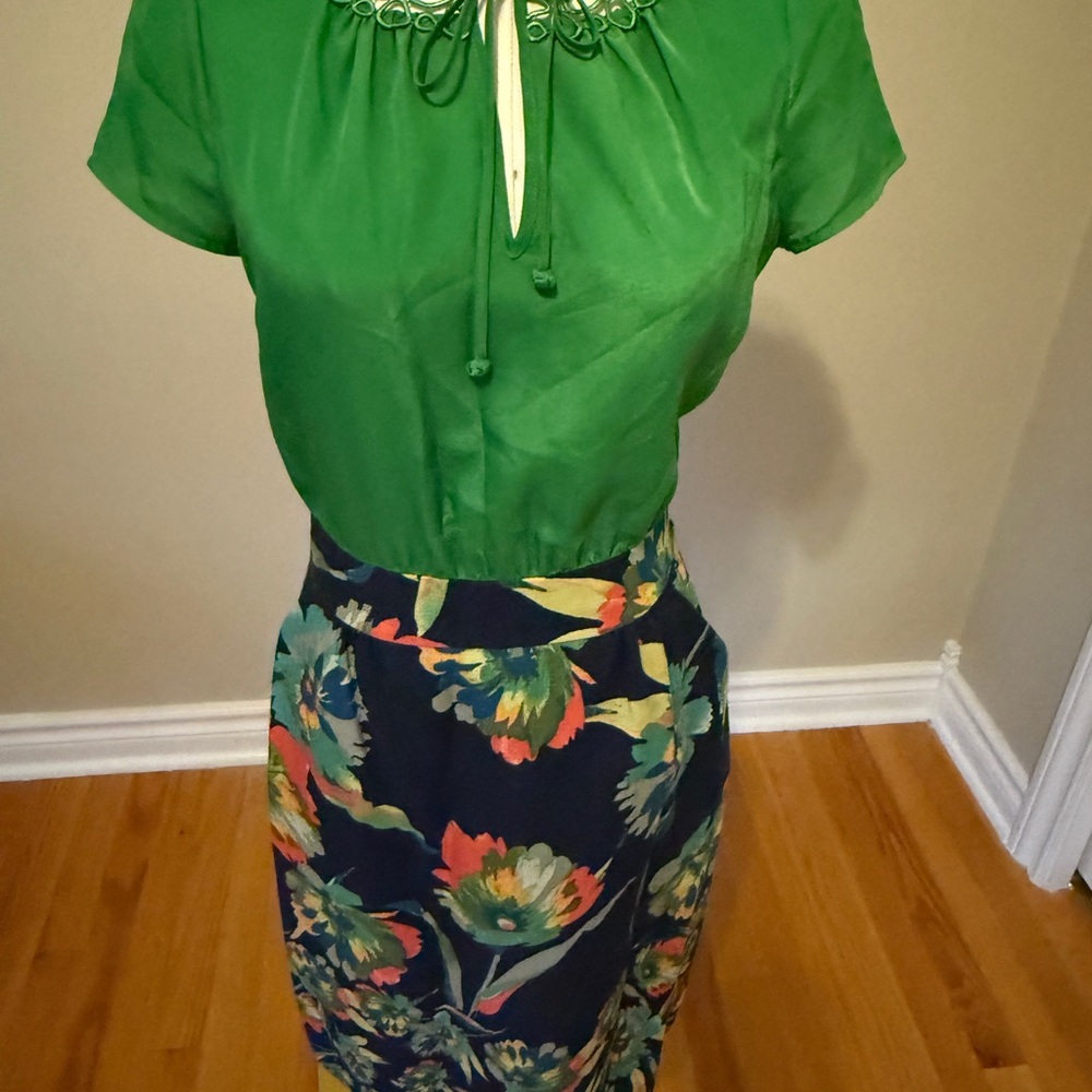Tabitha Navy Floral Pencil Skirt